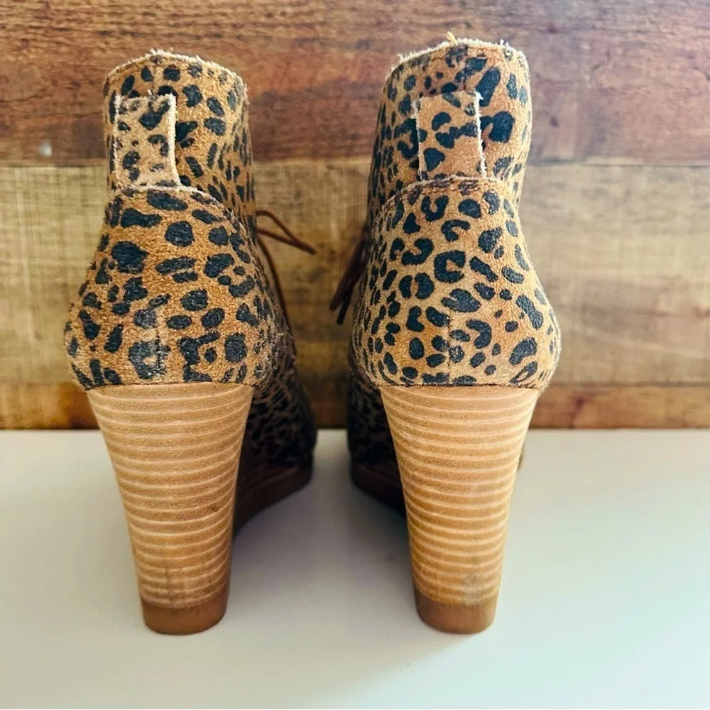 NWOT Lucky Brand Tahetti Suede Leopard Print Wedge Ankle Booties